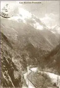 Circulation dans les Gorges de Luz