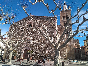 Eglise St Pierre de Prades photo Jordi Gilii