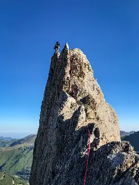 Alpinisme dans les Pyrénées Photo Jean Roule